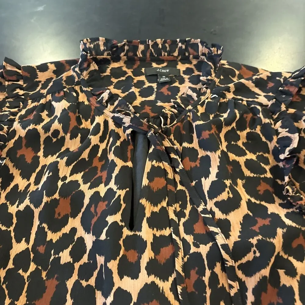 J Crew Leopard Print Dress tie neck tiered in crinkle chiffon pullover Sz Medium